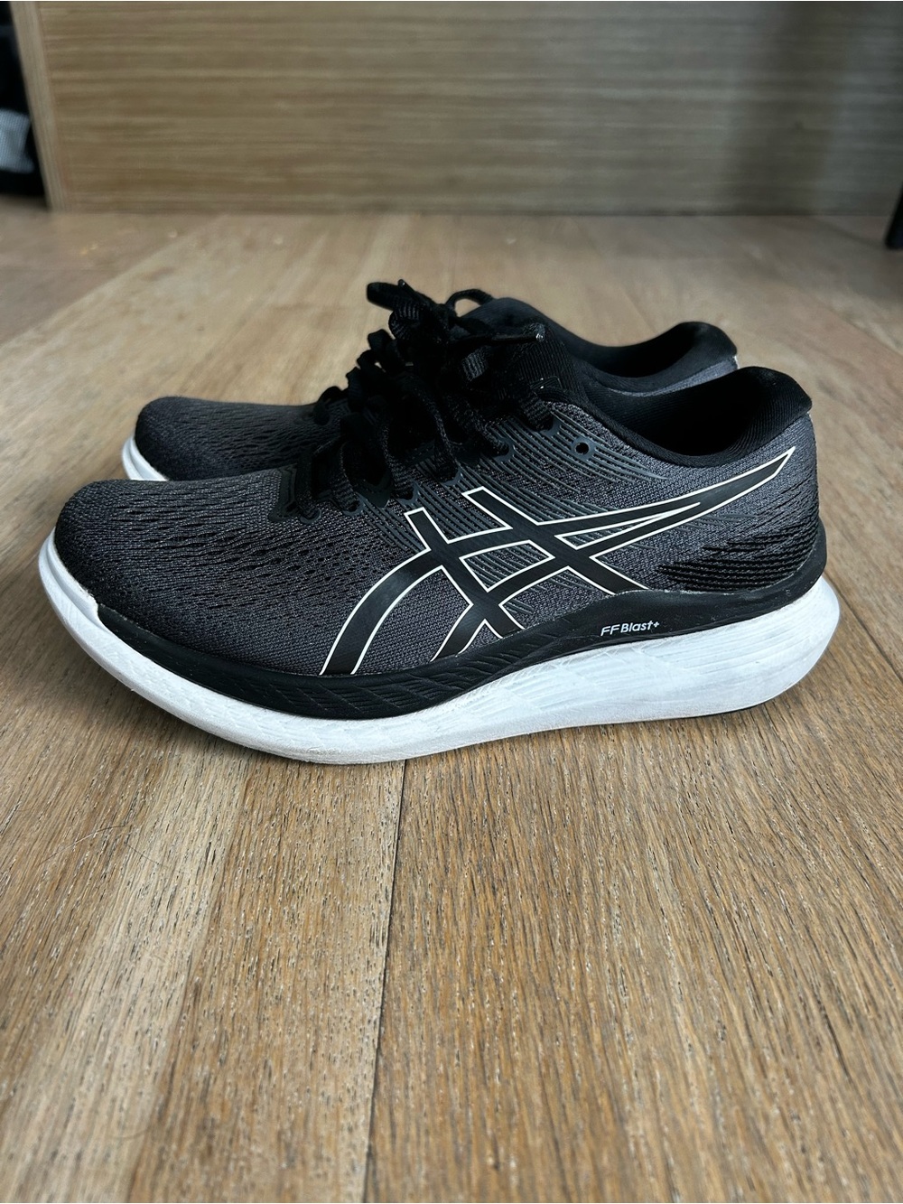 ASICS Women’s Black & White Road Running Shoes